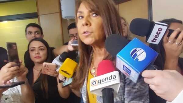 Celeste: “Actos de legisladores deberían ser justiciables”