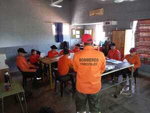 NUEVOS BOMBEROS FORESTALES EN VILLARRICA