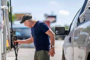 El petróleo de Texas baja un 0,14 %, hasta 83,02 dólares el barril - Mundo - ABC Color