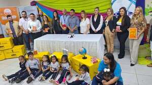 Biblioteca Viajera: llevarán 4.000 libros a escuelas de Encarnación  - Nacionales - ABC Color