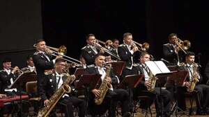 Orquesta Sinfónica de la Policía abre temporada con obras clásicas, rock y folclore - Música - ABC Color