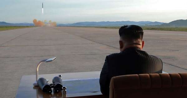 La Nación /  Kim Jong Un supervisó simulacro de un contrataque nuclear