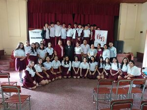 Don Saturio Ríos revive en la escuela Roosevelt: Un viaje a través de su historia en el relato de Silvia Avalos » San Lorenzo PY