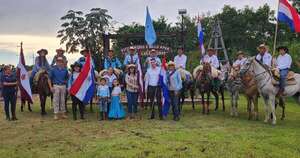 La Nación / Agasajan a jinetes uruguayos en Quiindy y Formosa