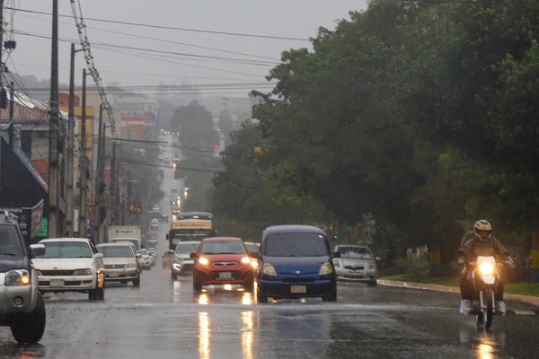 ANDE no reporta cortes a pesar de las malas condiciones climáticas.