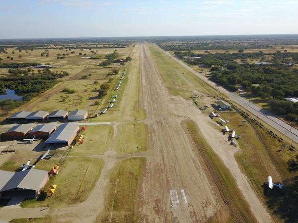 Gobernador de Boquerón anuncia conexión aérea entre Asunción y el Chaco - Unicanal