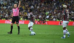 Fluminense separa a jugadores por armar fiestita antes de su partido contra Cerro