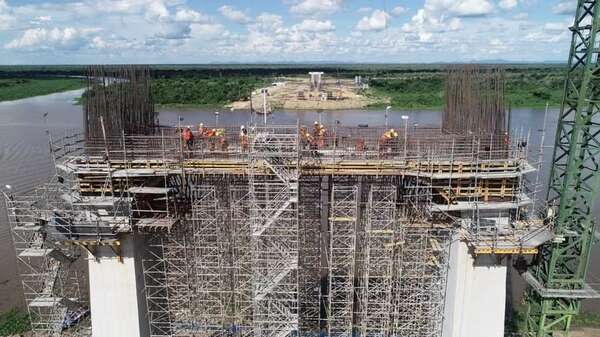 Obras del Puente de la Bioceánica tienen un 47% de avance - Economía - ABC Color