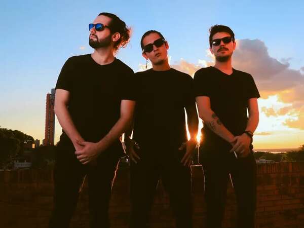 La banda Buscando el Sur debuta con el sencillo “Fingir demencia” - Música - ABC Color