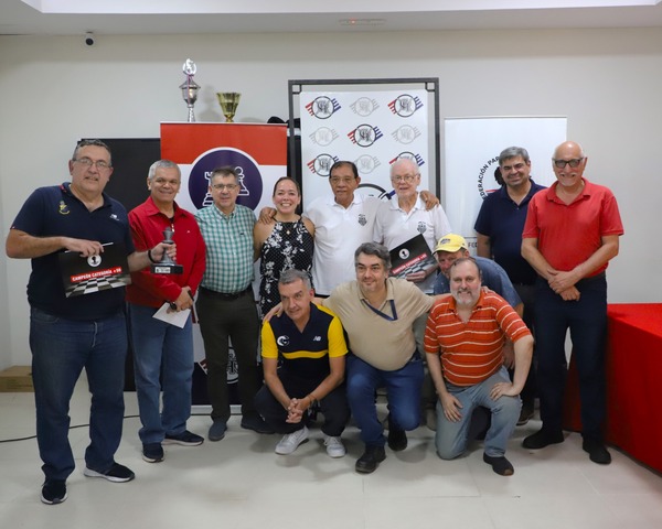 Campeones Nacionales Senior y Veteranos - La Tribuna