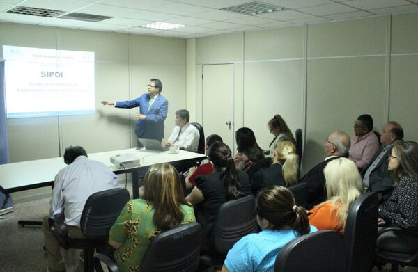 Jornada de presentación del POI en Paraguarí