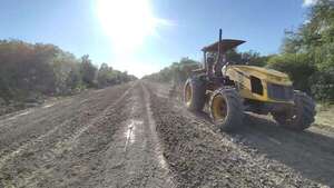 Logran reparar caminos en la lejana Bahía Negra - Noticias del Chaco - ABC Color