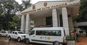 La Nación / MSP entregó dos camionetas para mejorar trabajo contra el dengue en Alto Paraná