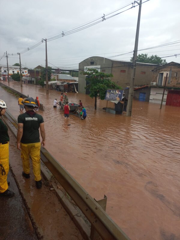 Lluvias en Limpio superaron los 100 milímetros, según intendente - .::Agencia IP::.