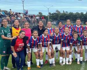 Fútbol Femenino: cuatro al frente de la Sub 18 - Fútbol - ABC Color