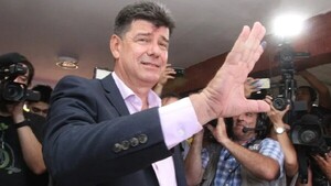 Corte admite acción de Efraín Alegre en caso de las facturas