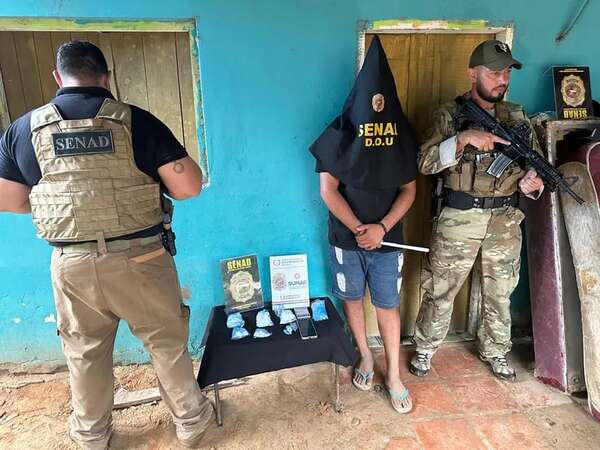 Video: desarticulan boca de expendio de drogas manejado por un argentino en Nanawa - Policiales - ABC Color