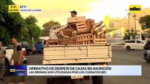 Video: Municipalidad retira cajas para despejar las calles - ABC Noticias - ABC Color