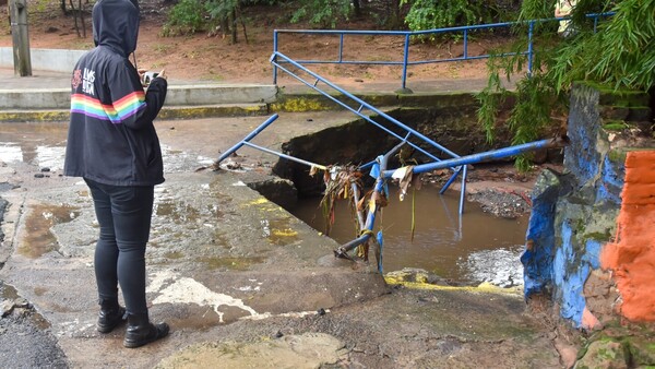 Intendente de Luque permanece en silencio y ausente tras muerte de mujeres arrastradas por raudal