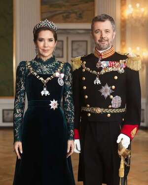 ¡Te mostramos los primeros retratos oficiales de gala de los reyes de Dinamarca! - Gente - ABC Color