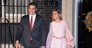 La Nación / La esposa de Pedro Sánchez se encuentra en la mira de toda España