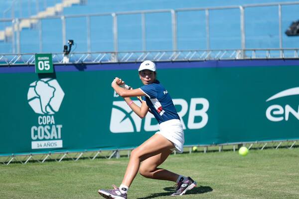 Zoe Doldán es semifinalista del clasificatorio COSAT para Wimbledon - La Tribuna