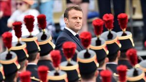 Macron alienta a Europa a ingresar en una carrera armamentista
