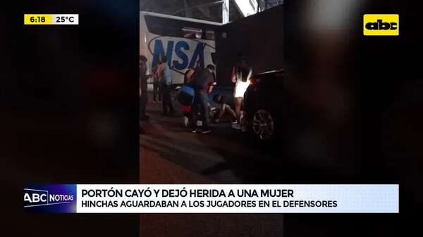 Video: Portón cayó y dejó herida a una mujer  - ABC Noticias - ABC Color