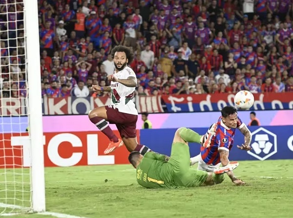 Cerro Porteño empata sin goles ante Fluminense en la Copa Libertadores