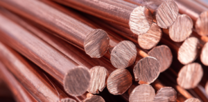 El cobre supera los 10.000 d贸lares por tonelada por primera vez en dos a帽os - Revista PLUS