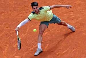 Alcaraz arranca con victoria la defensa de su corona en Madrid - Polideportivo - ABC Color