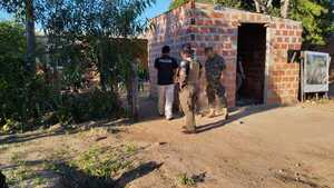 Operativo policial en Concepción: Allanamiento de viviendas y decomiso de bienes