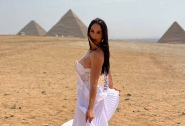 Fabi Martínez tuvo hoy su desfile en la semifinal del Miss Eco en Egipto