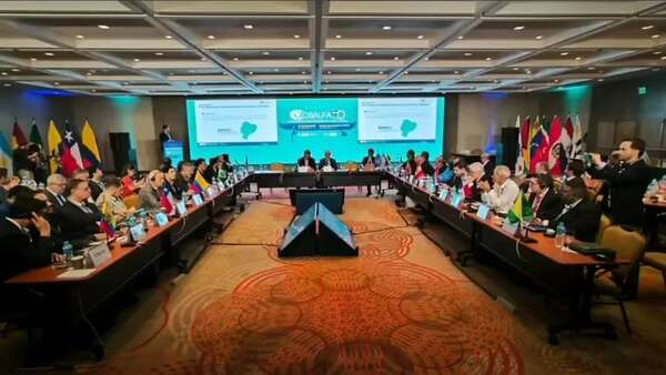 Región analiza avanzar en la erradicación de la aftosa - Nacionales - ABC Color