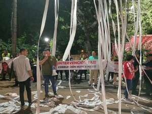 Ñemby: pobladores exigen al intendente liberar calle - Nacionales - ABC Color