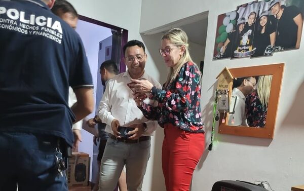 Detienen a sospechosos de falsificar documentos para cobrar pensión de un jubilado fallecido – Diario TNPRESS