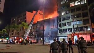 Brasil: incendio en una pensión deja al menos diez muertos