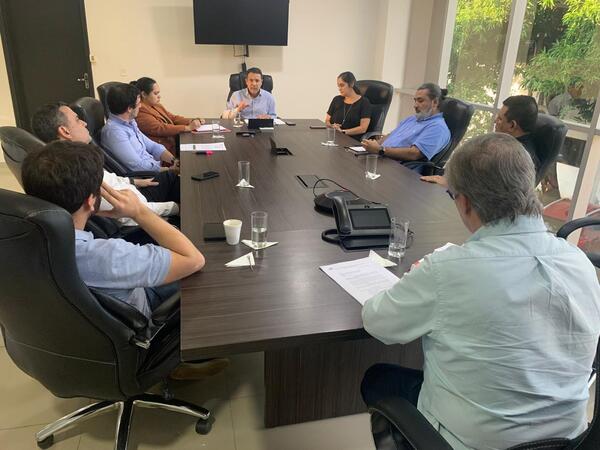 Gobierno ratifica su objetivo de renovar el sistema de transporte público - .::Agencia IP::.