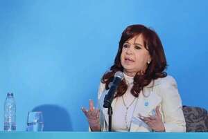 La exxpresidenta argentina Cristina Fernández acusa a Milei de "anarcocolonialimo" - Mundo - ABC Color