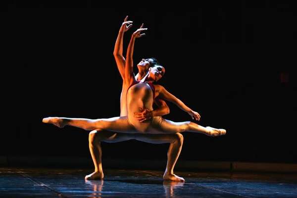 Domingo con gala de ballet y pole dance - Cultura - ABC Color