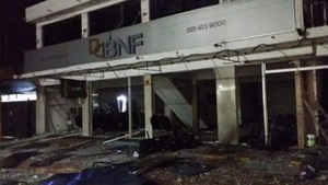 Terrible asalto tipo comando en Natalio - Noticias Paraguay