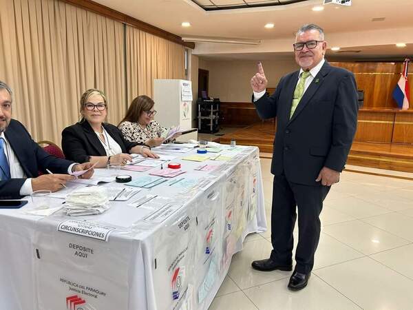 Reajuste salarial y la ley de carrera judicial, prioridad para el reelecto presidente de la AJP - Judiciales.net