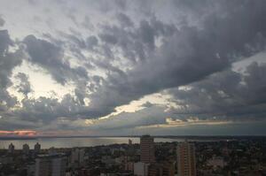 Meteorología anuncia un domingo caluroso e inestable - Unicanal