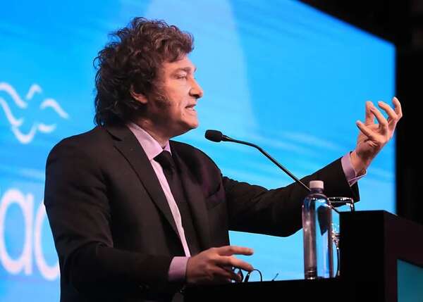 Milei dice que sería “maravilloso” enfrentar electoralmente a Cristina Fernández - Mundo - ABC Color