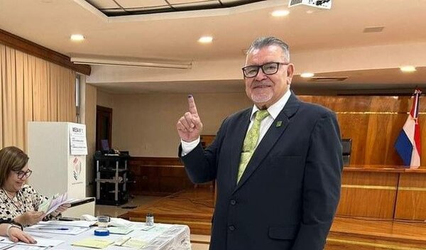 Reajuste salarial y la ley de carrera judicial, prioridad para el reelecto presidente de la AJP