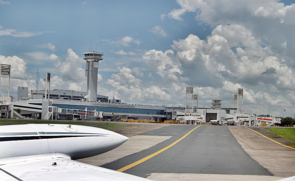Entregaron diseño ejecutivo de la terminal 2 del aeropuerto Silvio Pettirossi - .::Agencia IP::.