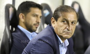 Versus / Los dos futbolistas paraguayos que pidió Ramón Díaz para Vasco justo antes de su despido