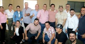 Landy Torres participa de reunión pro asfaltado entre Alto Paraná y Caaguazú