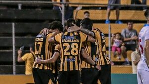 Versus / Guaraní y una valiosa victoria ante Nacional que no encuentra el rumbo en el Apertura