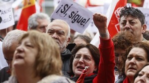 Incertidumbre envuelve a España tras amenaza de dimisión de Sánchez